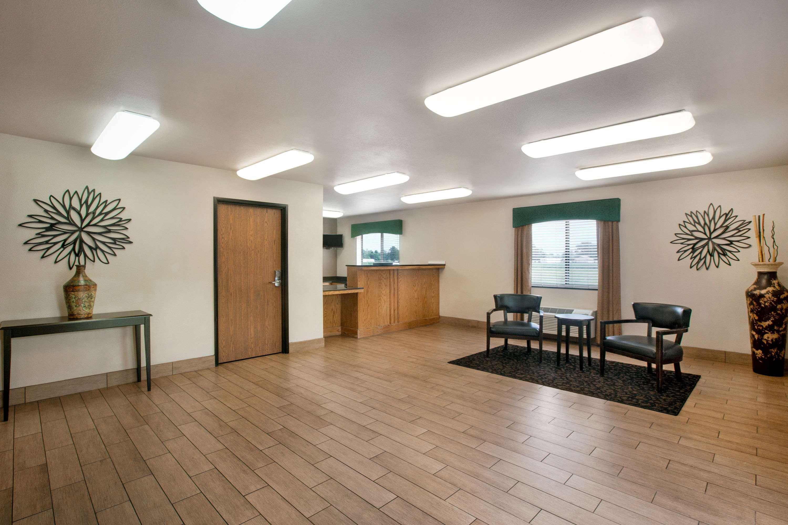 Travelodge By Wyndham Livonia Zewnętrze zdjęcie